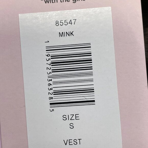 Avec Les Filles Women’s Faux Fur Zip Vest - Picture 6 of 7